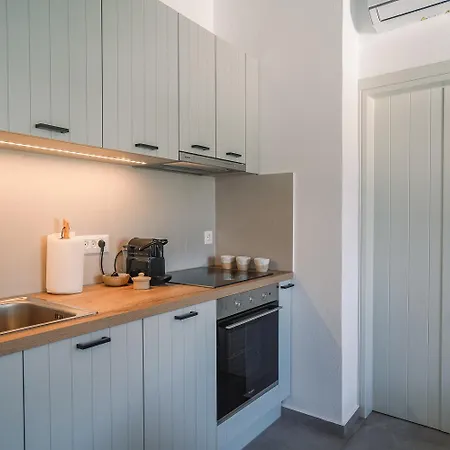 Anemopetra * Apollonia